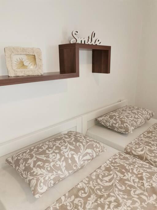 Apartman Pejic 珀德垂那 外观 照片